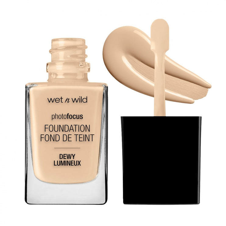 Wet n Wild Photo Focus Dewy Foundation